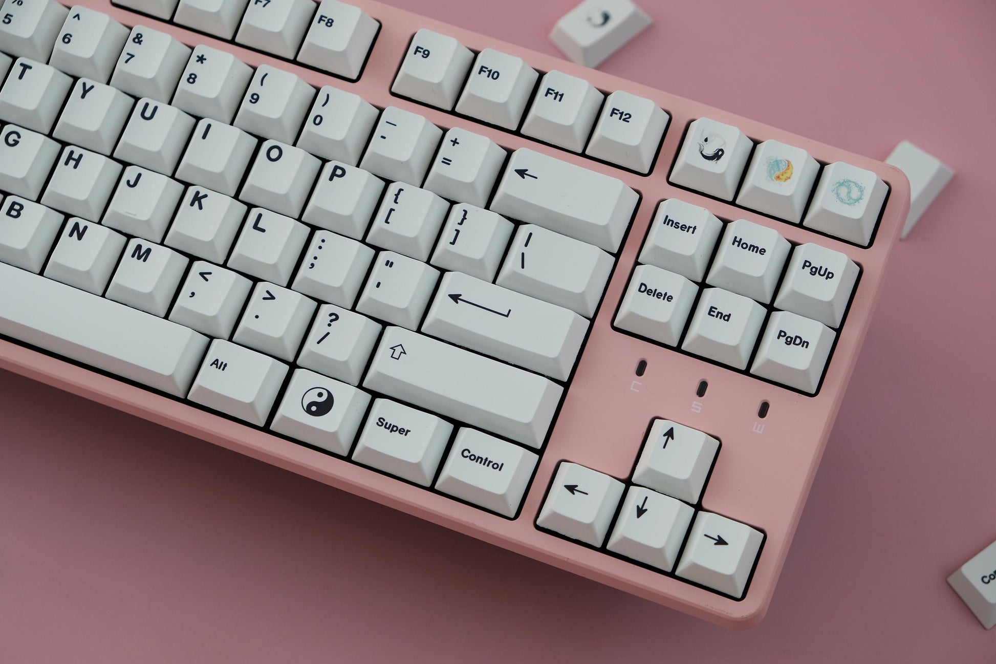 Cherry Profile Black on White PBT Keycap Set