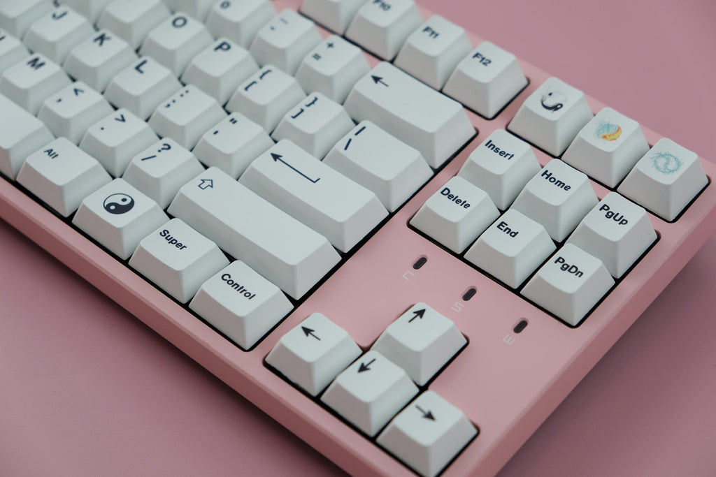Cherry Profile Black on White PBT Keycap Set